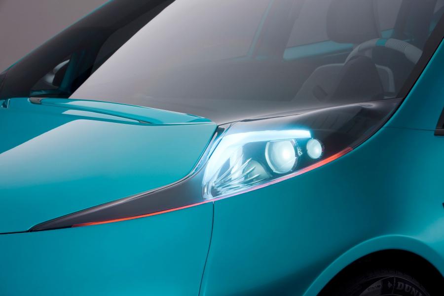  Toyota Prius C Concept 2011 года  (фото 25 из 37)